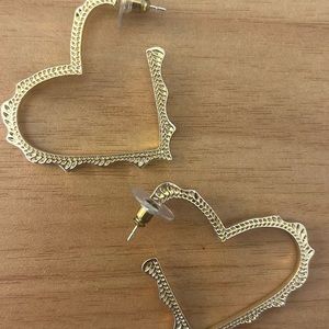 Kendra Scott hoop earrings!